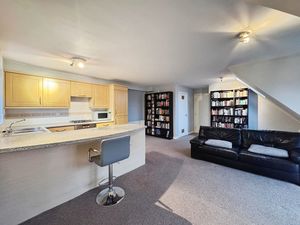 Photo 18- click for photo gallery